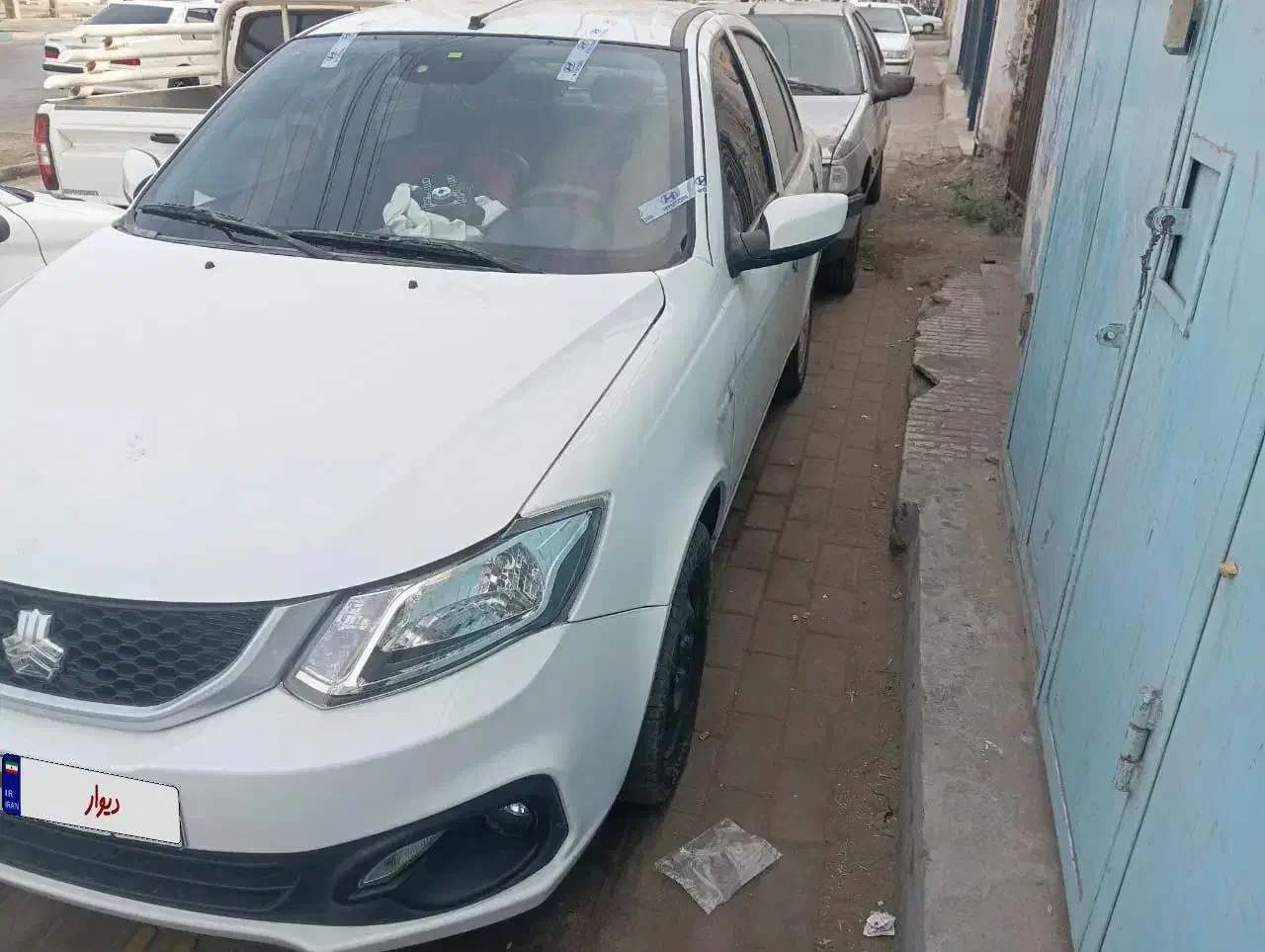 فروشی|خودرو سواری و وانت|قلعه قاضی, |دیوار