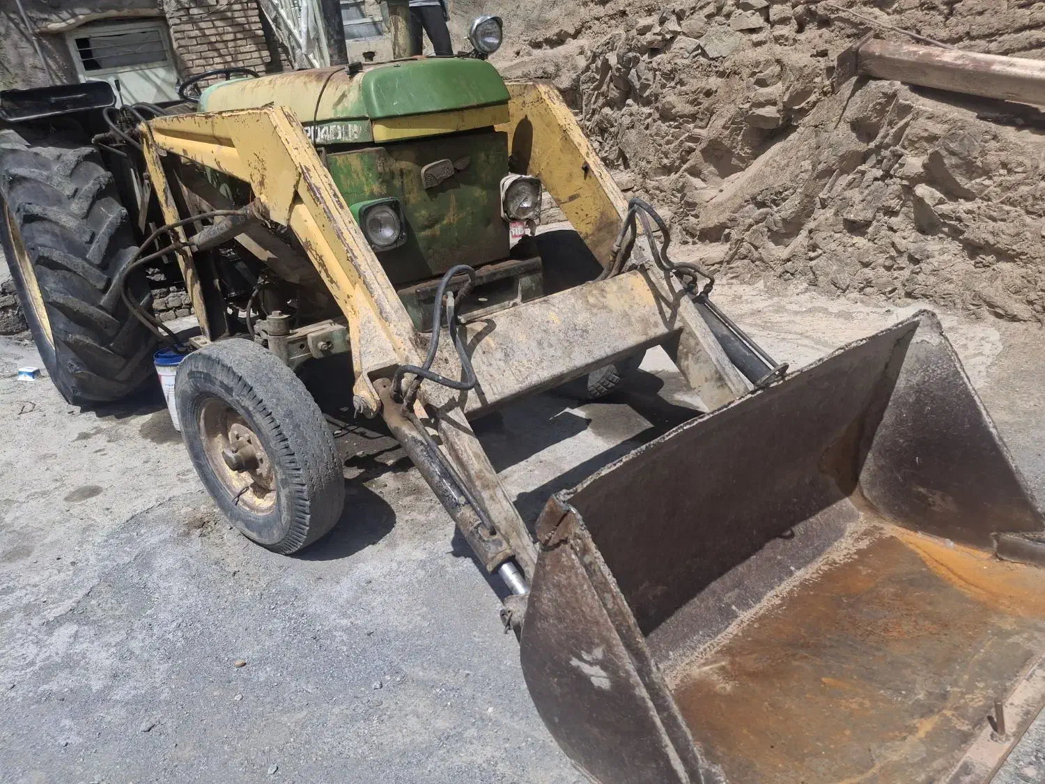 فروش تراکتور جاندیر مدل 62|خودرو سنگین|باغ بهادران, |دیوار