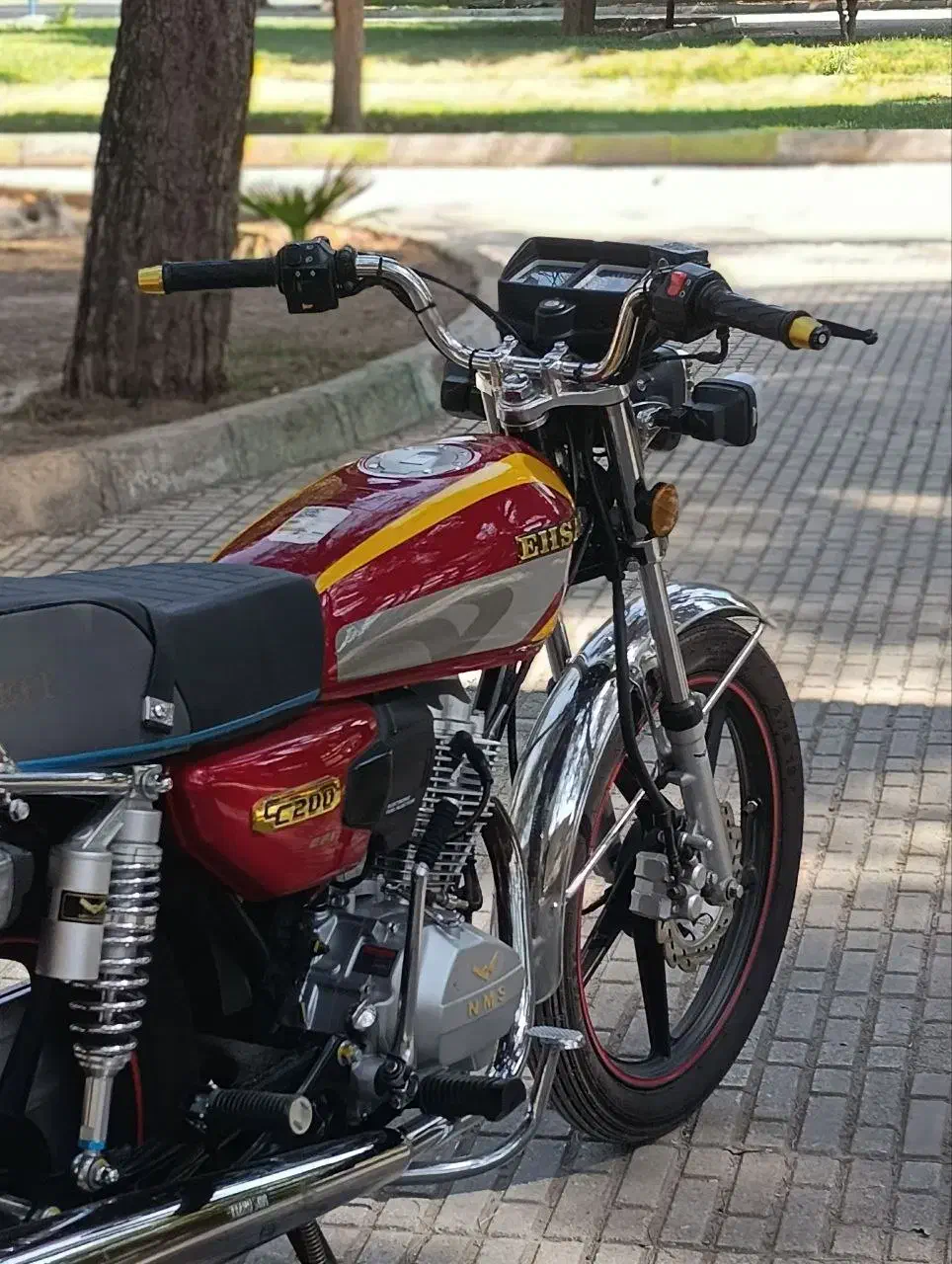 احسان 200 مدل 404|موتورسیکلت|شیراز, شهرک مهدیآباد|دیوار