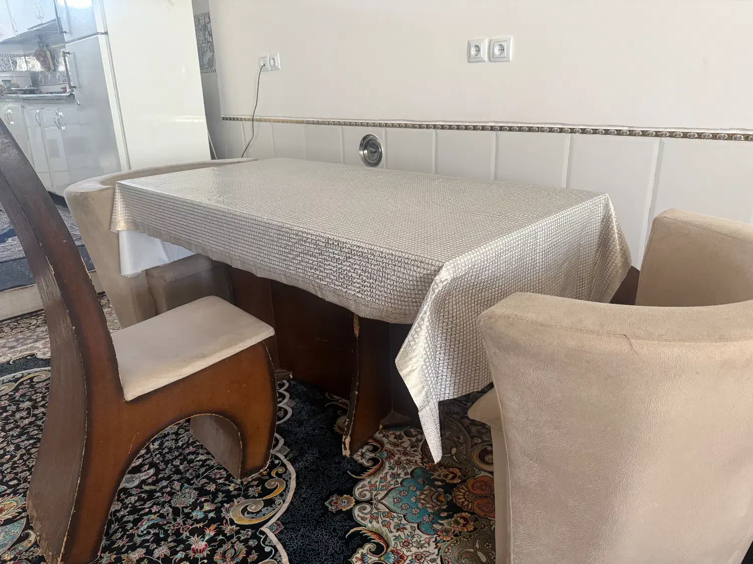 مبل و میز ناهارخوری|مبلمان خانگی و میز عسلی|مرودشت, ژیان|دیوار