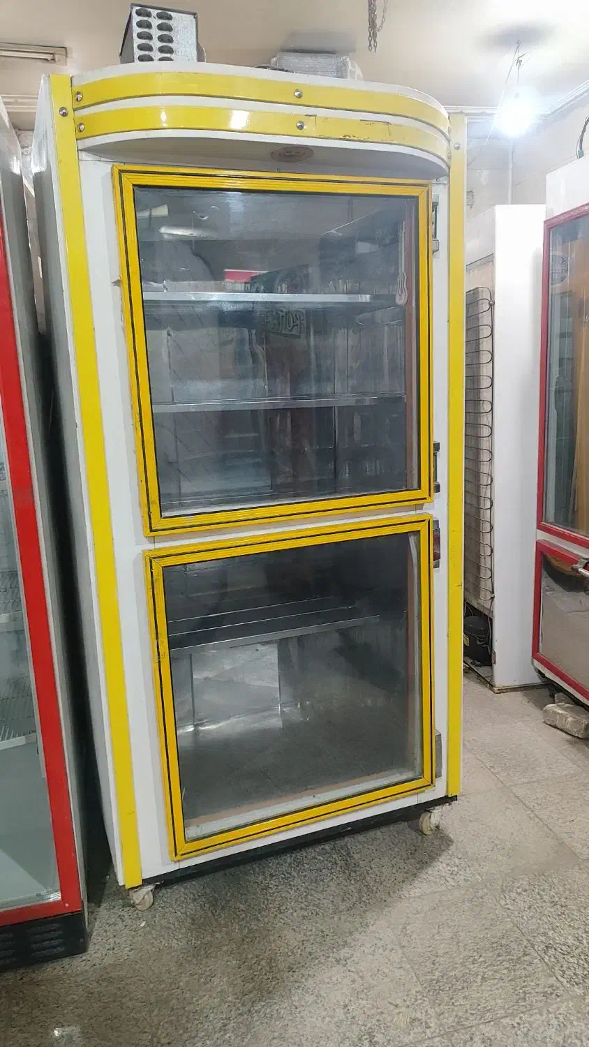 یخچال دو درب یک متری|فروشگاه و مغازه|اصفهان, فردوان|دیوار