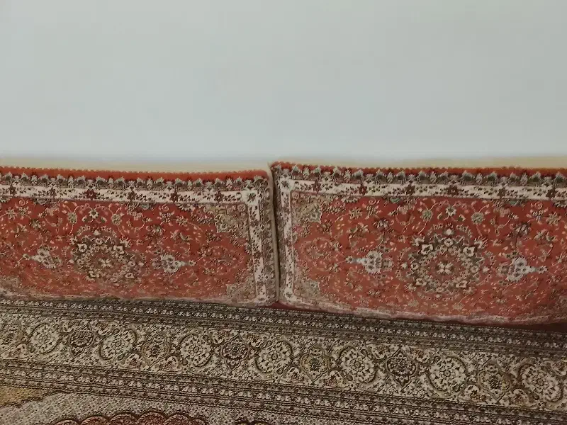 پشتی قدیمی|فرش|ارومیه, |دیوار