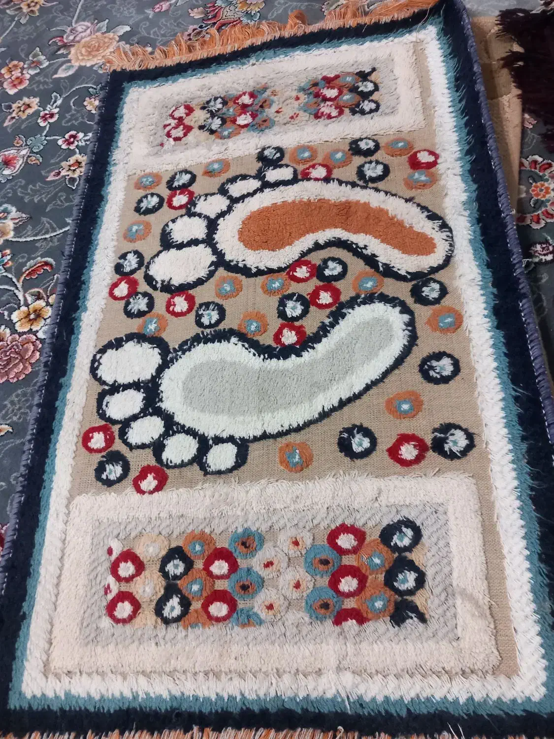 پادریوروپلهایی|پادری|همدان, |دیوار