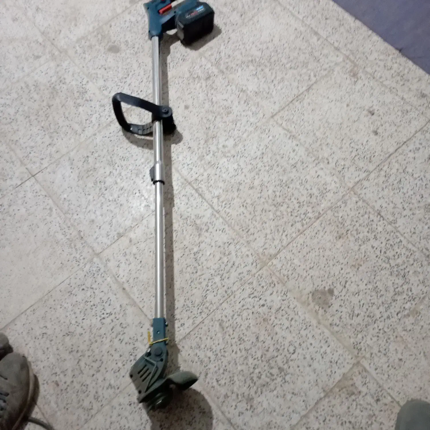 چمن زن شارژی|ابزارآلات|بهار, |دیوار