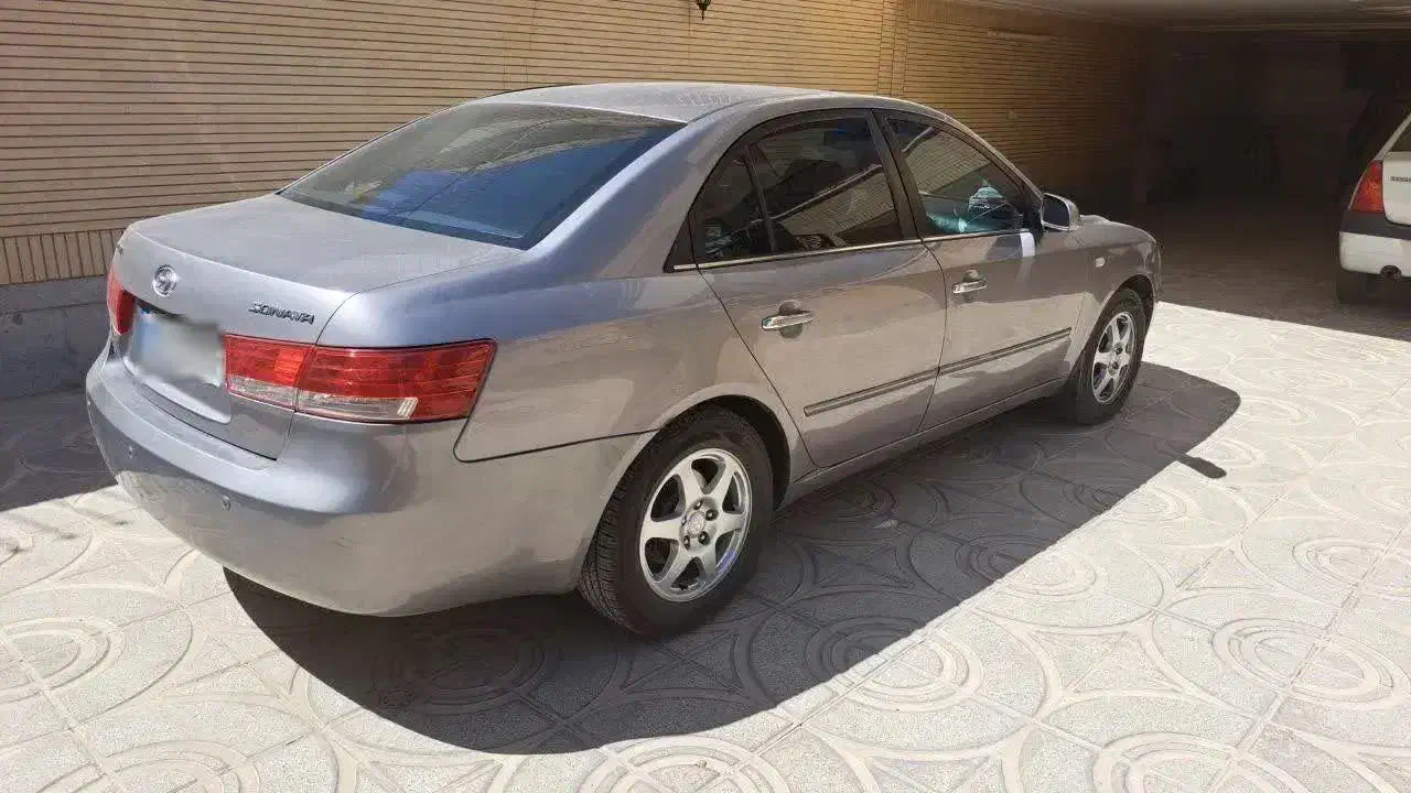 سوناتا|خودرو سواری و وانت|اصفهان, برازنده|دیوار