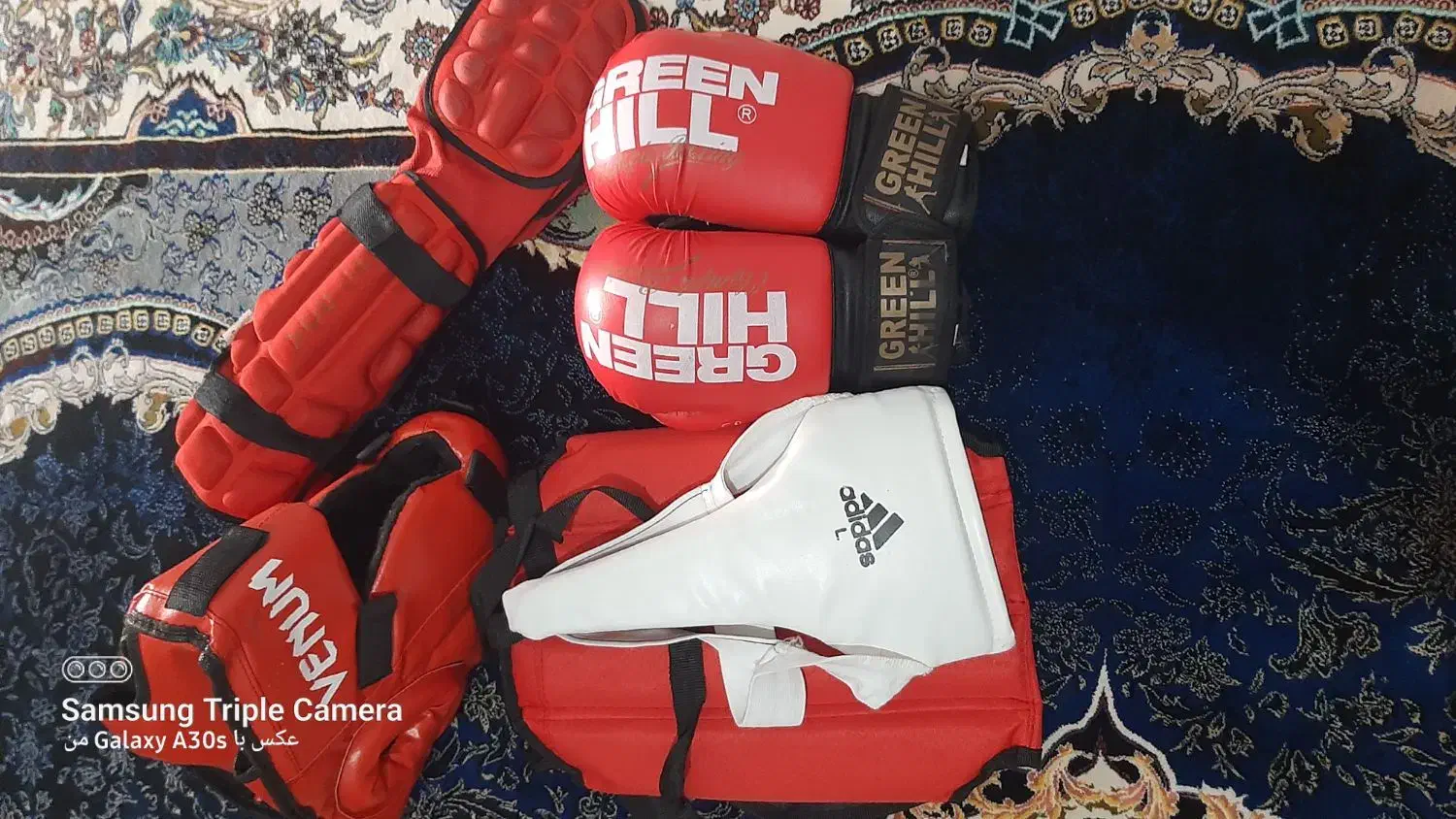 لباس رزمی بوکس|تجهیزات ورزشی|برخوار, |دیوار