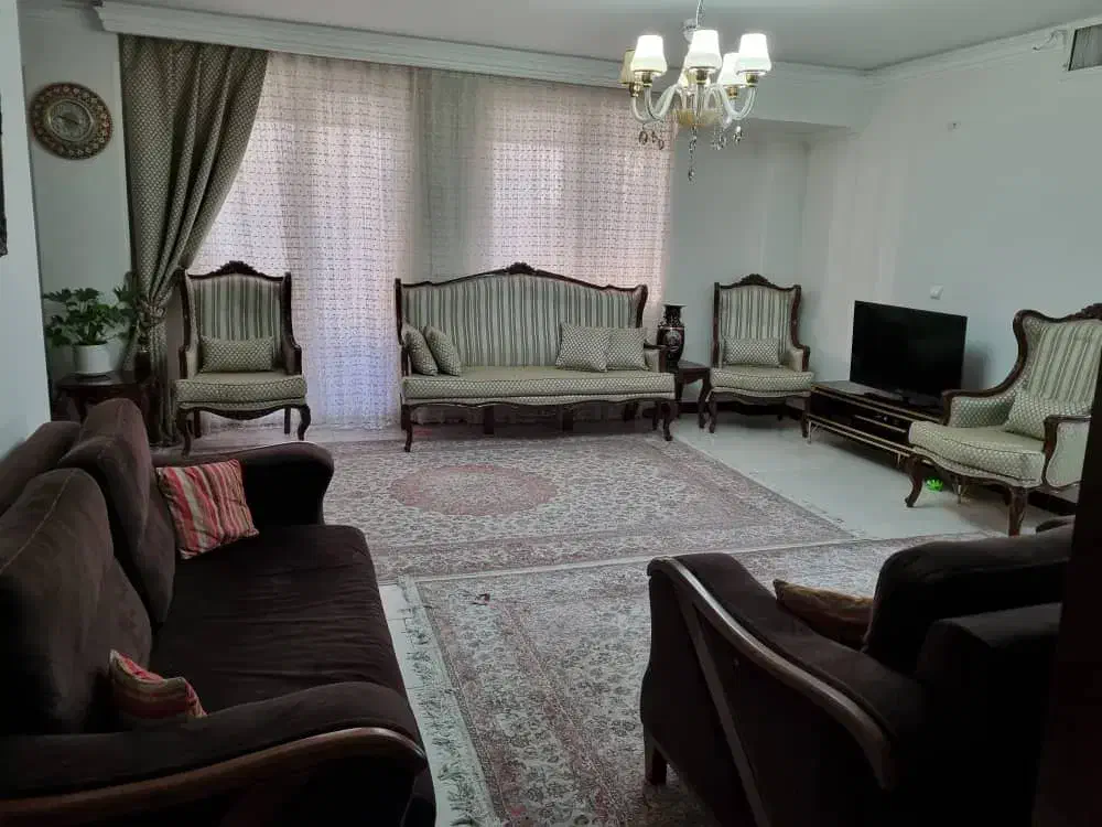 100 متر 2 خواب تهرانسر  قباد شمالی