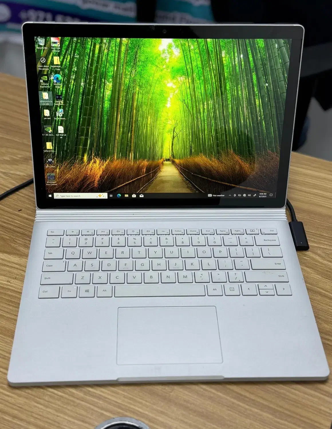 Microsoft surface book2|رایانه همراه|شیراز, آبیاری|دیوار