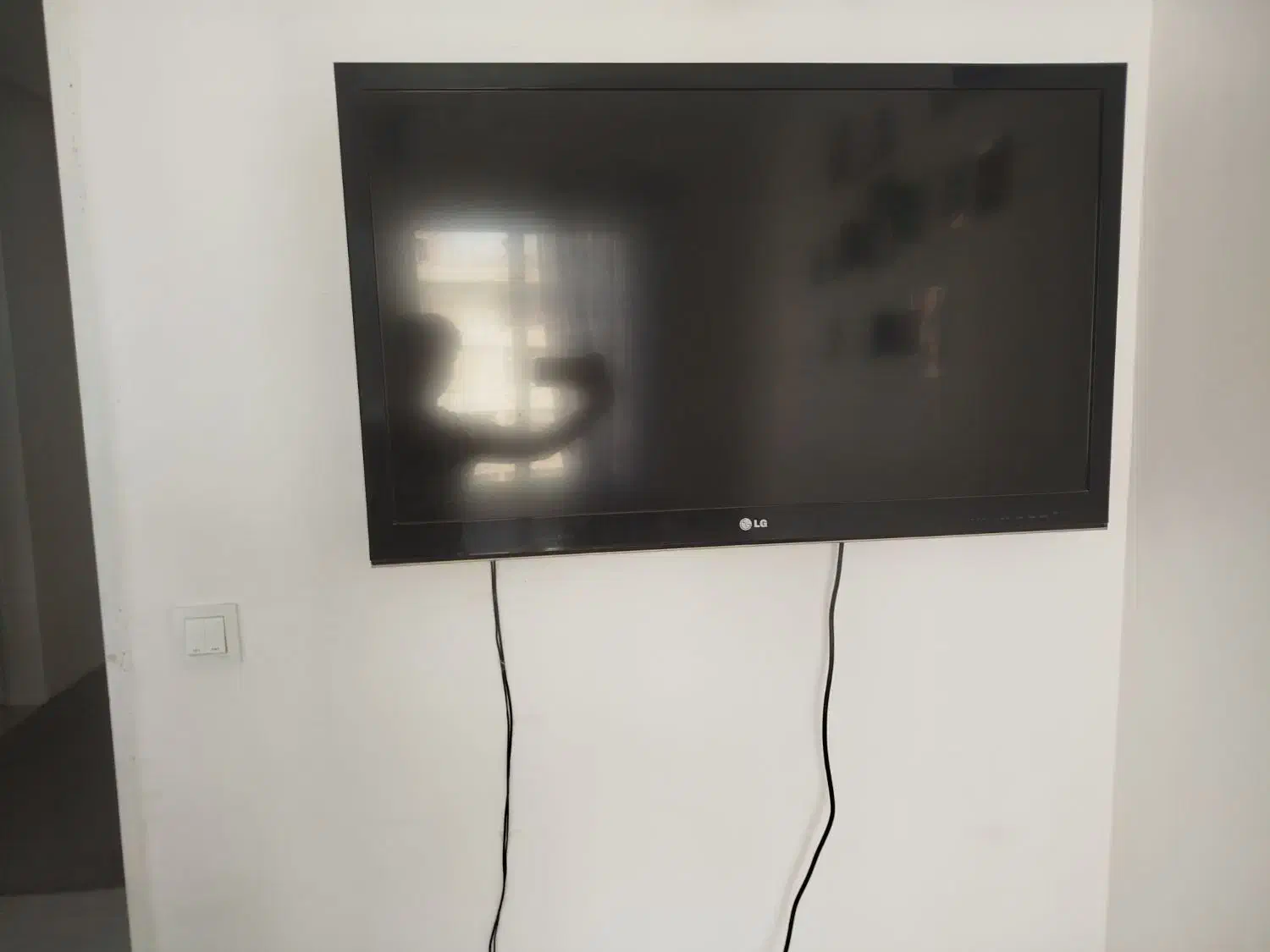 تلویزیون ال جی سالم ۴۲|تلویزیون و پروژکتور|گرگان, |دیوار