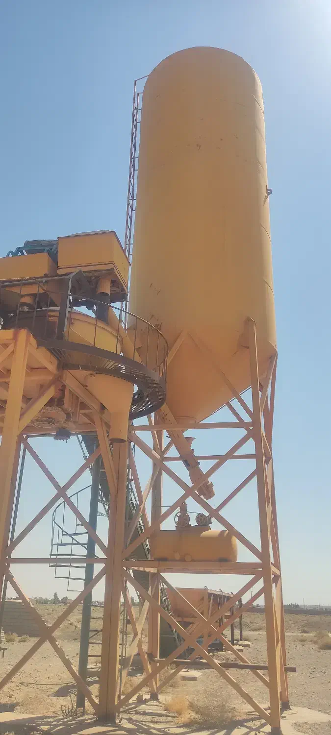 بچینگ یک و نیم متری|ماشین‌آلات صنعتی|بادرود, |دیوار