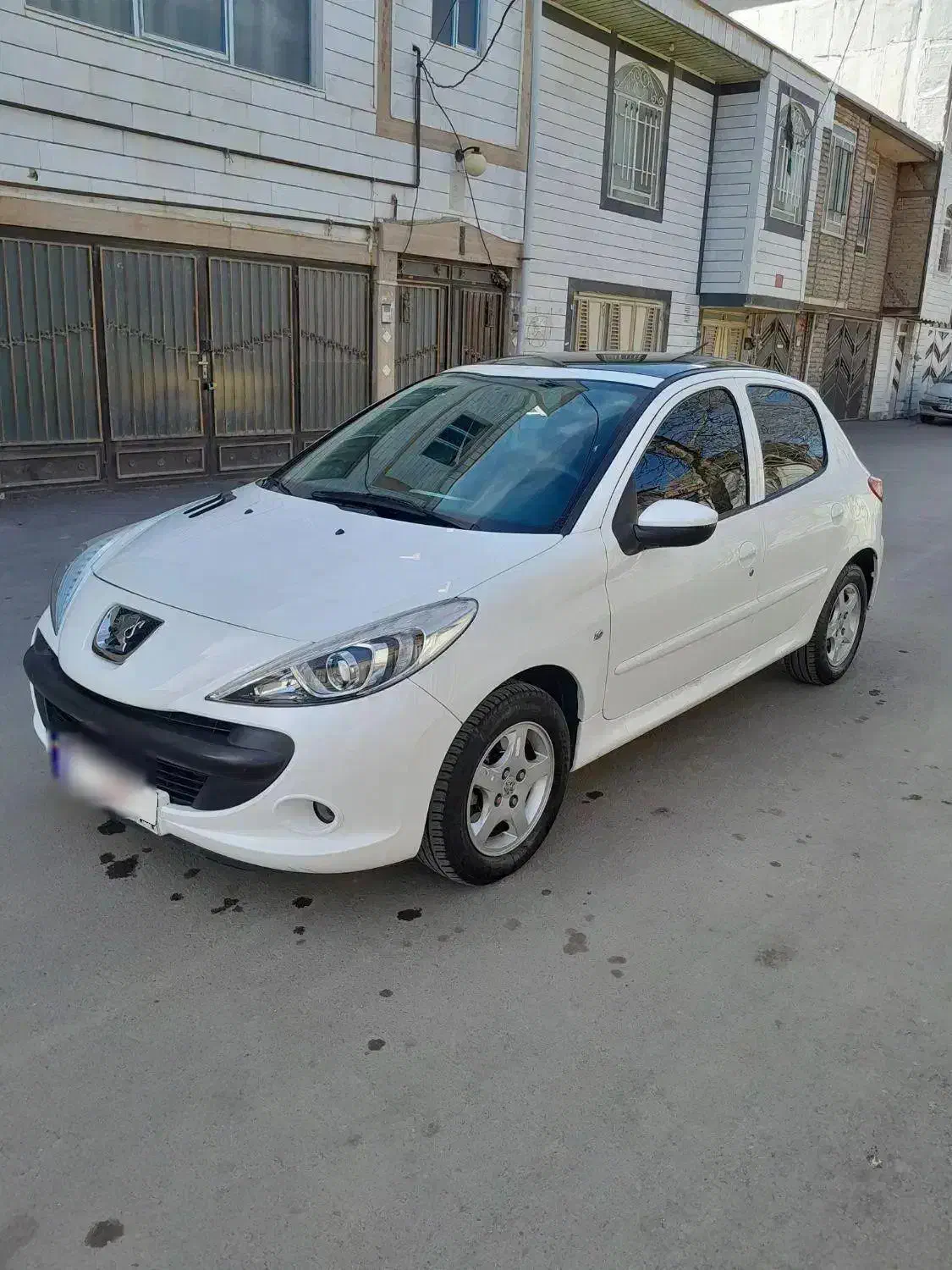 ۲۰۷ پانا بدون رنگ کم کار|خودرو سواری و وانت|بروجرد, |دیوار