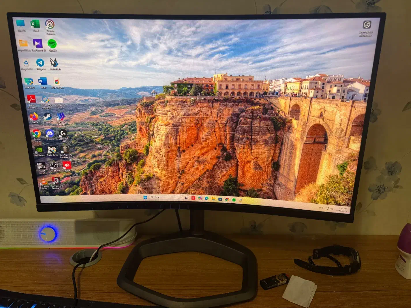 مانیتور گیمینگ کولر مستر مدل gm27-cfx|قطعات و لوازم جانبی رایانه|رشت, دیلمان|دیوار