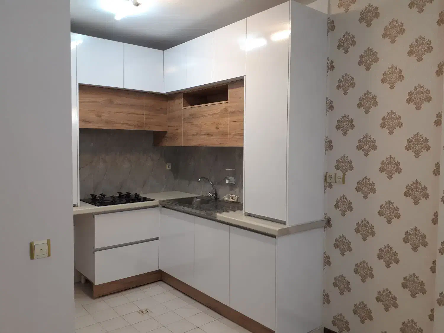 آپارتمان نوسازی شده ۶۵ متری|اجارهٔ آپارتمان|گناباد, |دیوار