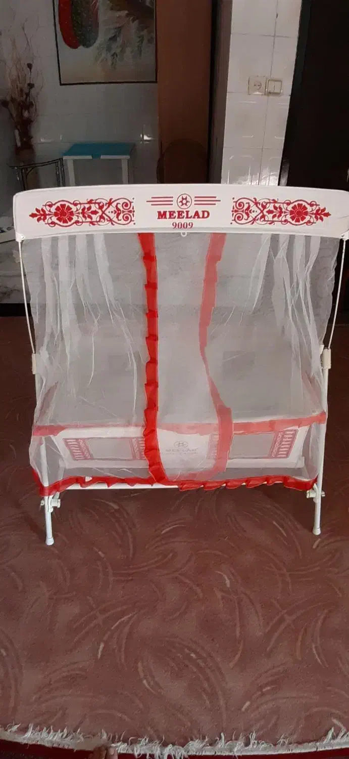 گهواره و کریر|اسباب و اثاث بچه|شیراز, پودنک|دیوار