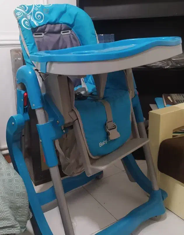 صندلی غذا کودک|تخت و صندلی بچه|آمل, |دیوار