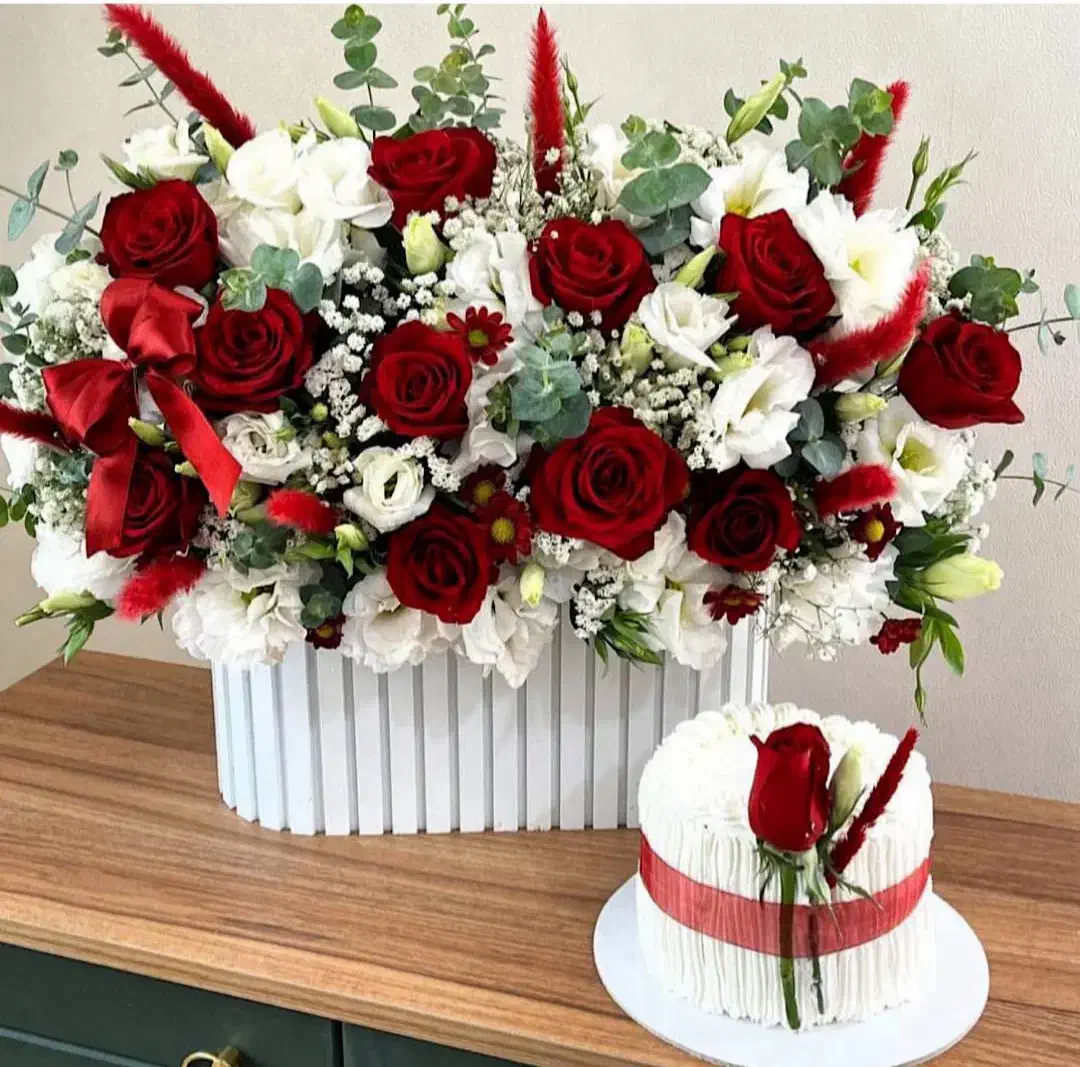 دسته گل و باکس گل های مناسب|گل و گیاه طبیعی|مشهد, مصلی (کارمندان اول)|دیوار