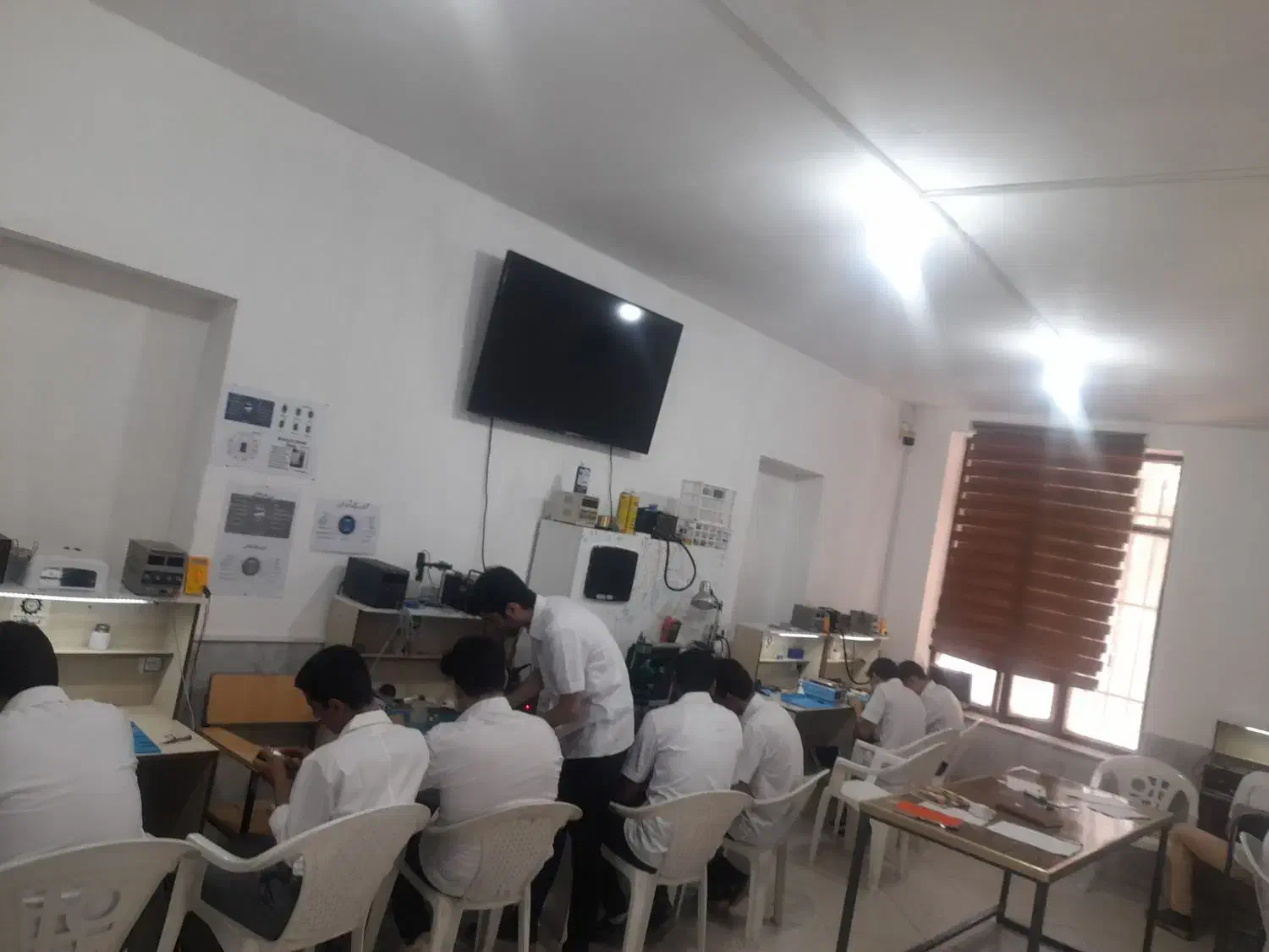 آموزش تعمیرات موبایل|خدمات آموزشی|نیشابور, امام خمینی|دیوار