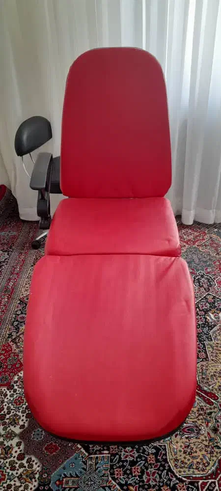 تخت سه تیکه آرایشگاه|آرایشگاه و سالنهای زیبایی|نیشابور, شهرک قدس|دیوار