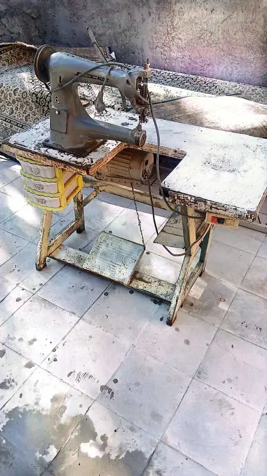 چرخ چرم دوری و راسته دوری|چرخ خیاطی و ریسندگی|ارزوئیه, |دیوار