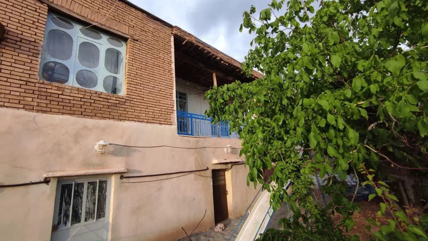 اجاره خانه ویلایی قدیمی در حنا|اجارهٔ خانه و ویلا|سمیرم, |دیوار