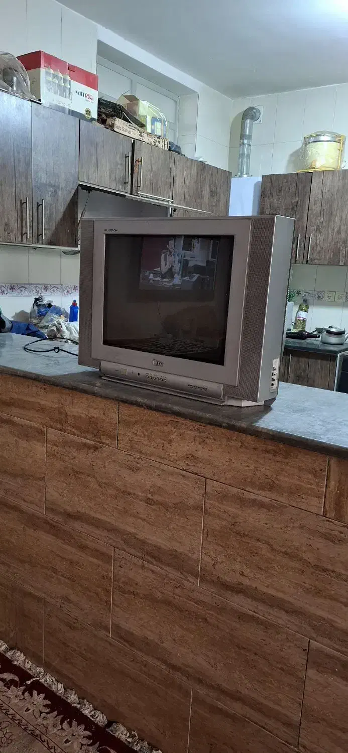 تلویزیون|تلویزیون و پروژکتور|شیراز, شریفآباد|دیوار