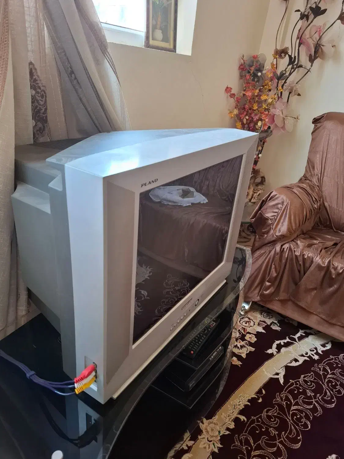 وسایل منزل کارکرده(دست دوم)|تلویزیون و پروژکتور|کوهدشت, |دیوار