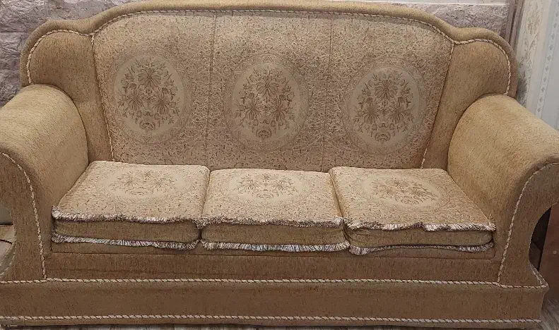 مبل ۷ نفره|مبلمان خانگی و میز عسلی|ورامین, خیر آباد|دیوار