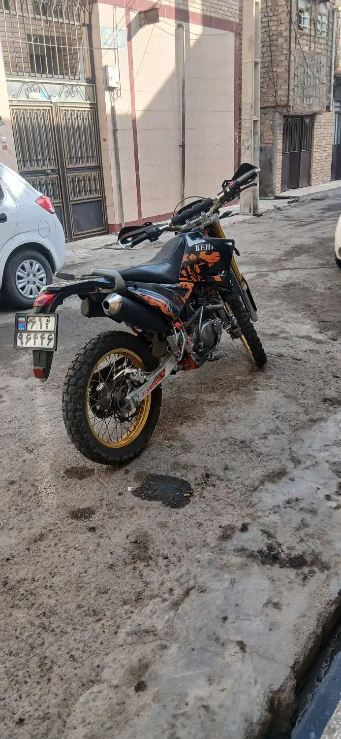تریل بهپر 200|موتورسیکلت|قم, علی آباد|دیوار
