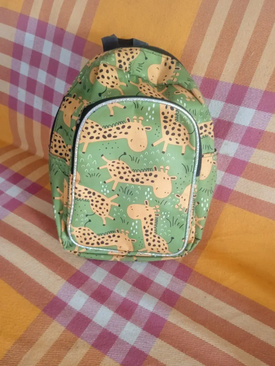 کیف|کیف، کفش، کمربند|نیشابور, ریوند|دیوار