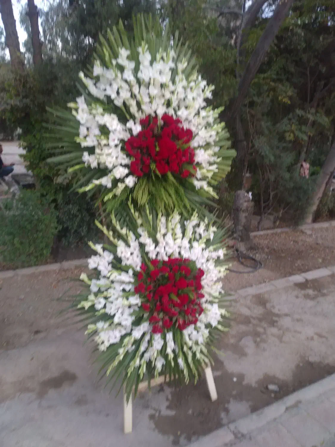 تاج گل دو طبقه|خدمات پذیرایی، مراسم|ری, شهرک نظامی|دیوار