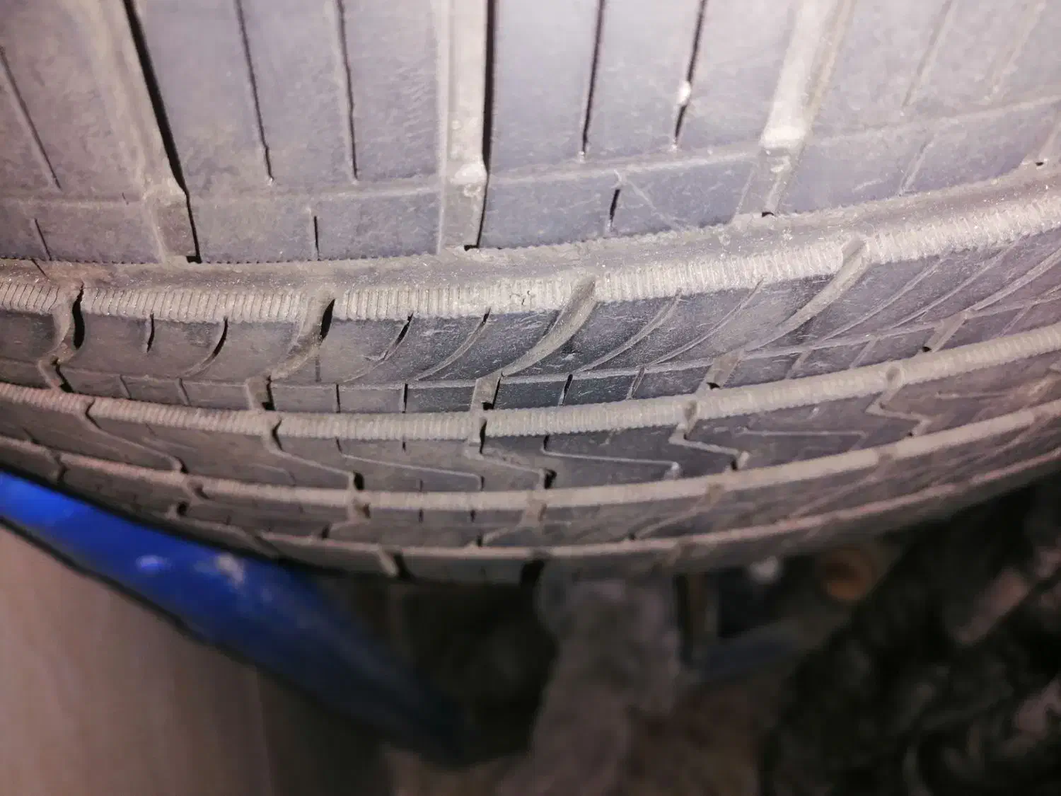 کمک فنر و لاستیک آلفا رومئو جولیتا|قطعات یدکی و لوازم جانبی|اسلام‌شهر, شهرک واوان|دیوار