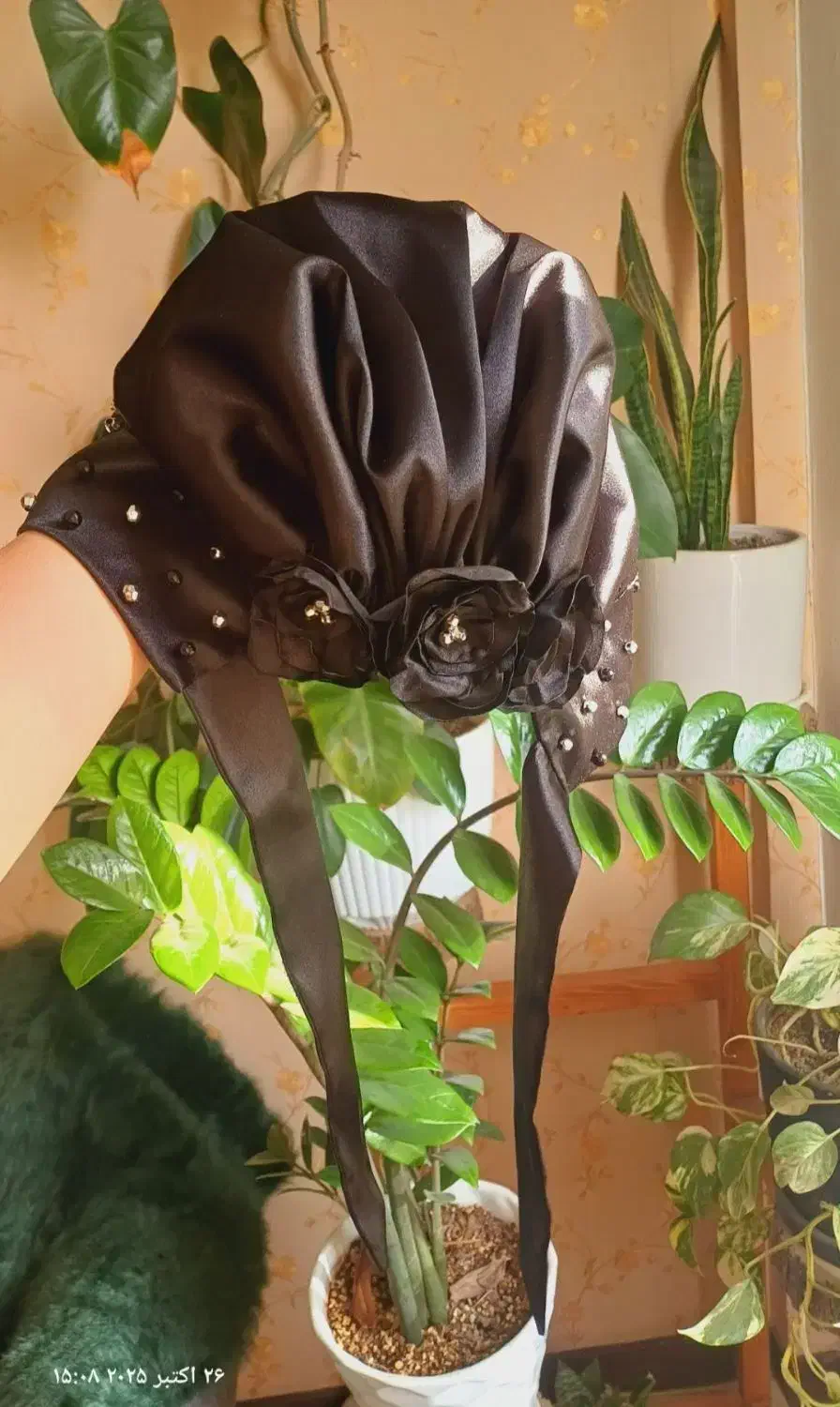 توربان مجلسی|لباس|چهارباغ, |دیوار