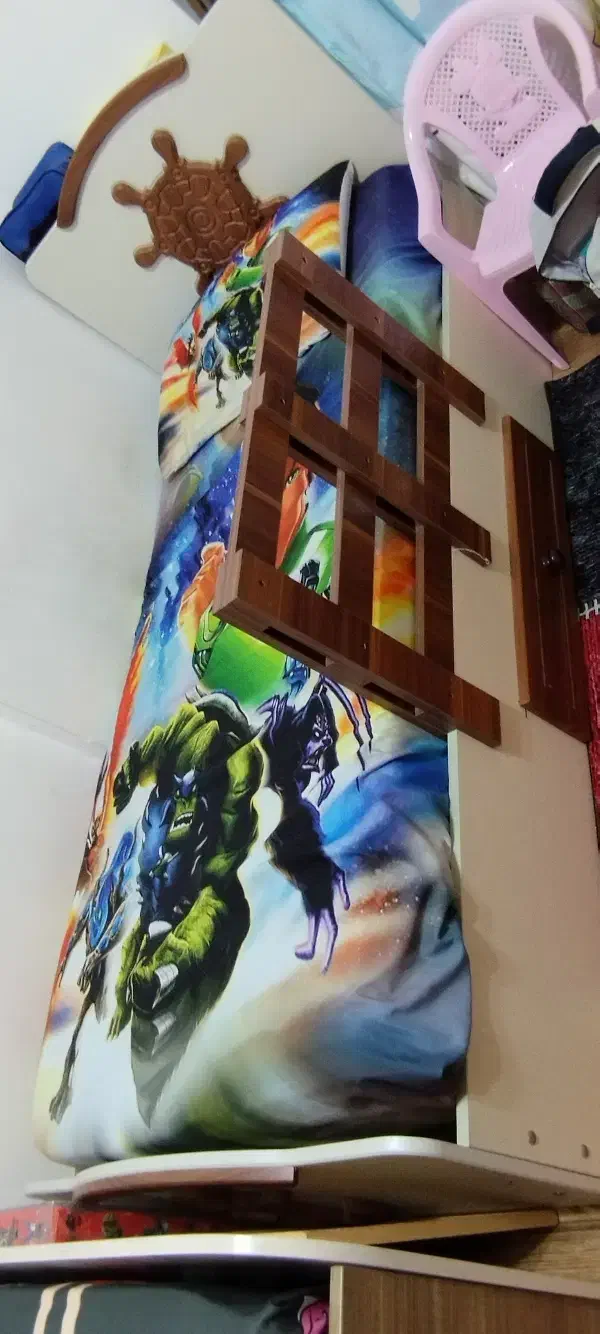 تخت نوجوان|تخت و سرویس خواب|نهاوند, |دیوار