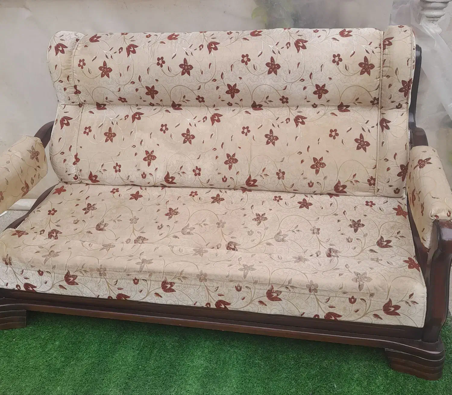 مبل سالم|مبلمان خانگی و میز عسلی|کومله, |دیوار