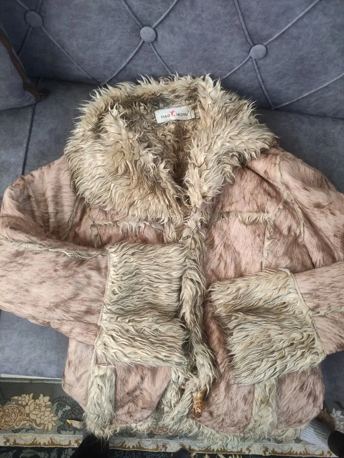 کاپشن خارجی|لباس|شاهینشهر, مسکن مهر|دیوار