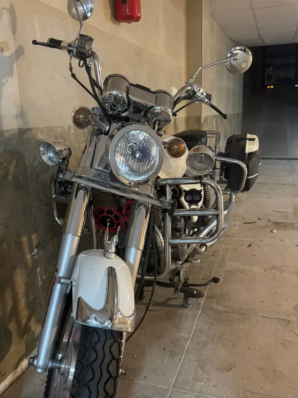 هارلی دیویدسون|موتورسیکلت|شیراز, ریشمک|دیوار