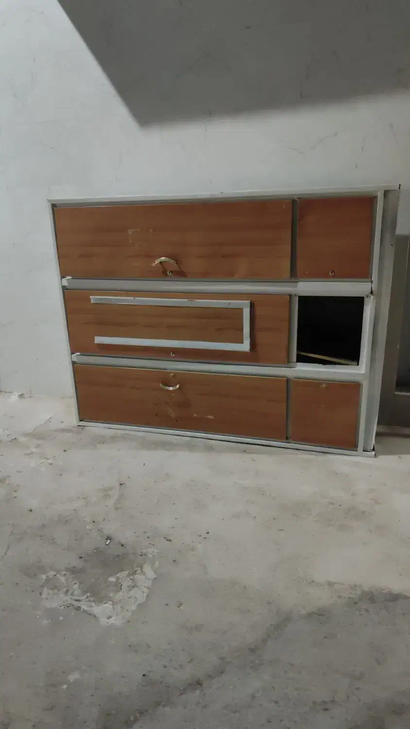 کمد لباسی قیمت۲۳۰۰۰۰۰۰|جاکفشی، کمد، دراور|گراش, |دیوار