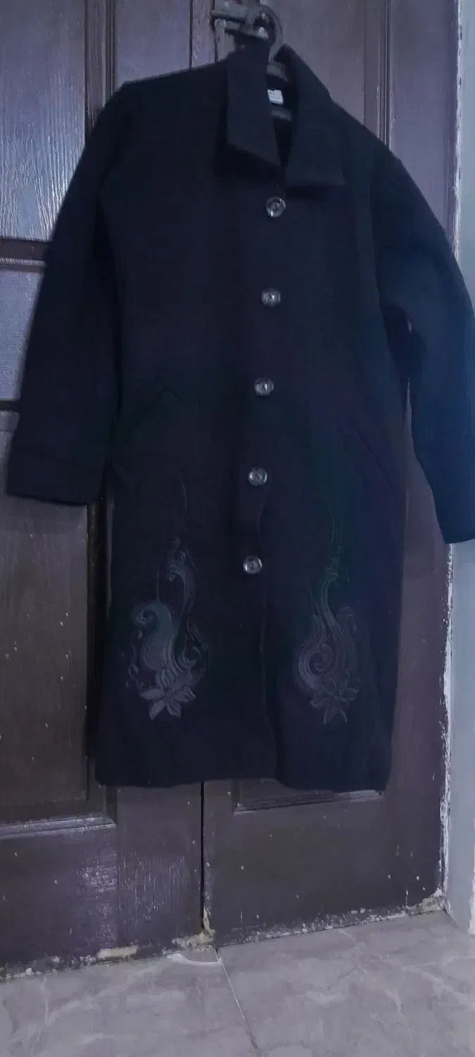 پالتوی کاموایی مناسب برای کادودادن|لباس|لنگرود, |دیوار