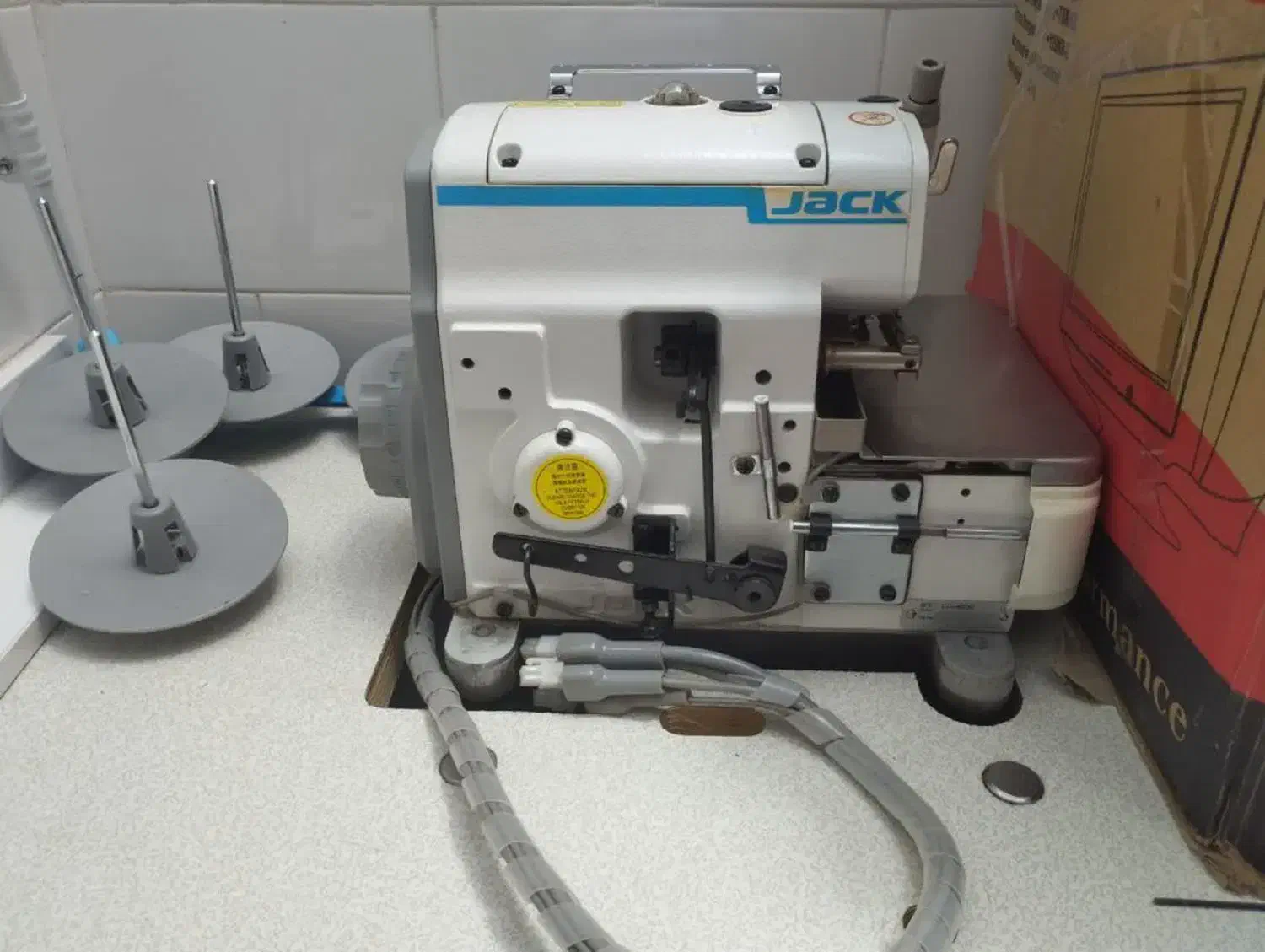 چر خیاطی سردوز|چرخ خیاطی و ریسندگی|همدان, |دیوار