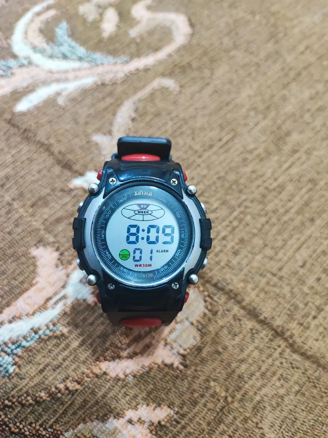 ساعت مچی|ساعت|همدان, |دیوار