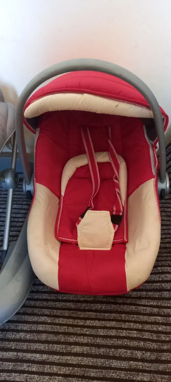 روروک و کریر|کالسکه و لوازم جانبی|رباط‌کریم, رباط‌کریم|دیوار