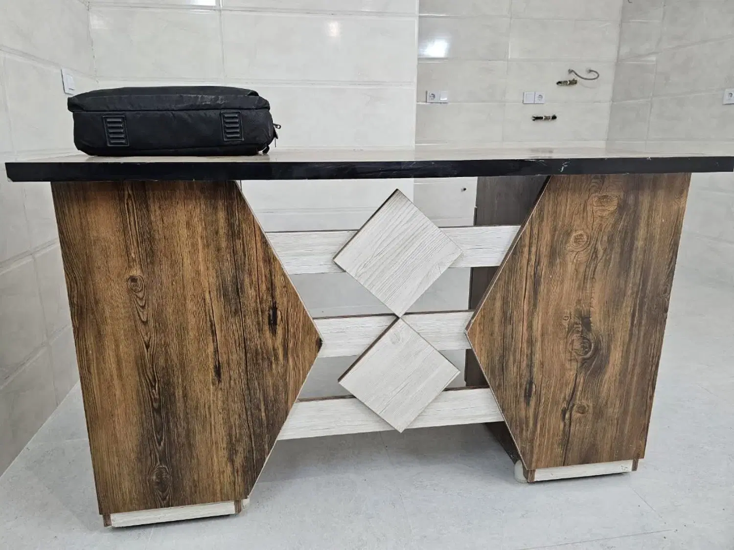میز|مبلمان اداری|گناباد, |دیوار