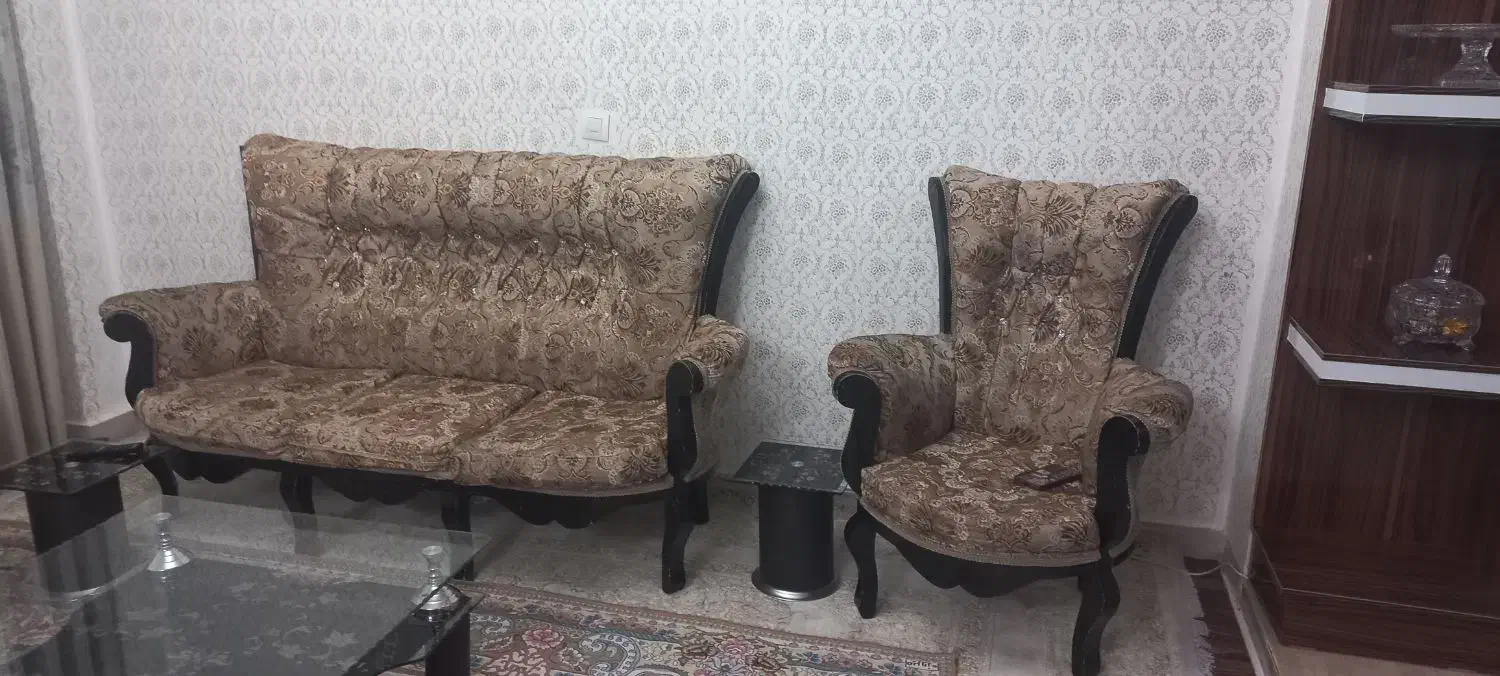 مبلمان وعسلی جلوی مبل|مبلمان خانگی و میز عسلی|اردبیل, |دیوار