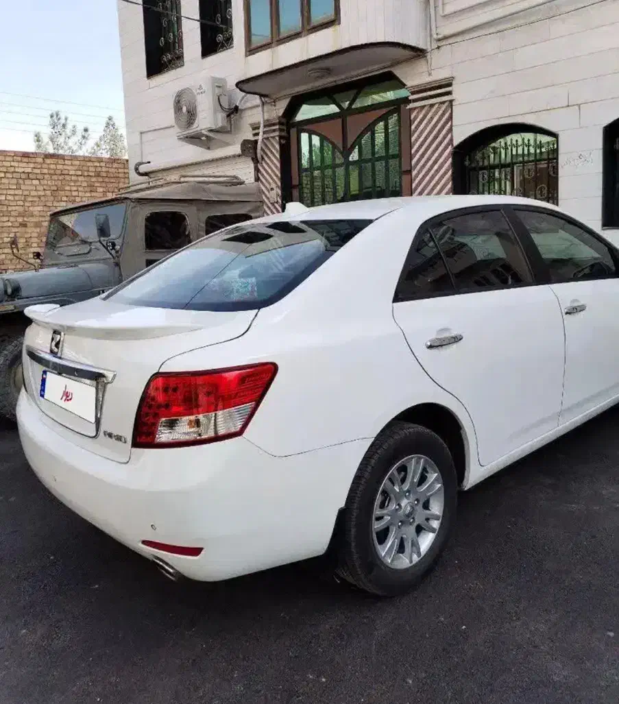 آریو اتوماتیک مدل ۹۷ (فقط اقساطی)|خودرو سواری و وانت|تهران, باغ فیض|دیوار