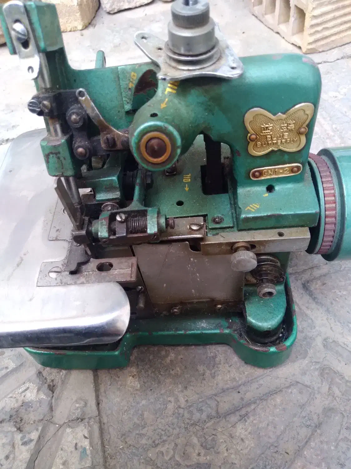 چرخ خیاطی و سر دوز پروانه|چرخ خیاطی و ریسندگی|کوهدشت, |دیوار