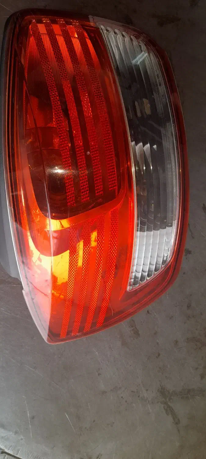 خطر عقب سمت چپ راننده تیبا۲|قطعات یدکی و لوازم جانبی|شیراز, مسلم|دیوار