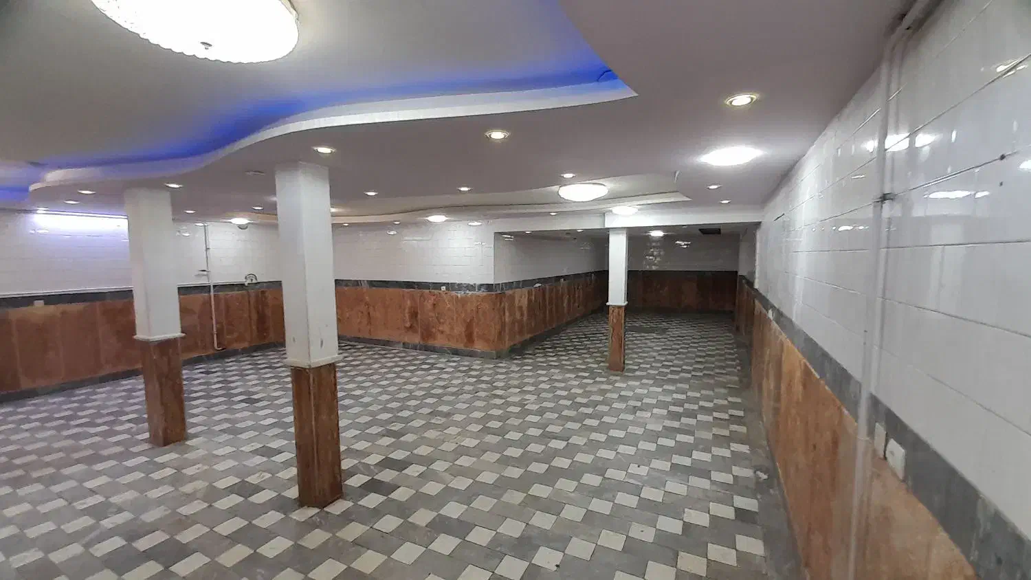 رهن و اجاره زیرزمین بر خیابان ابوذر/داش ساختمان|اجارهٔ دفتر کار، اتاق اداری، مطب|تبریز, |دیوار