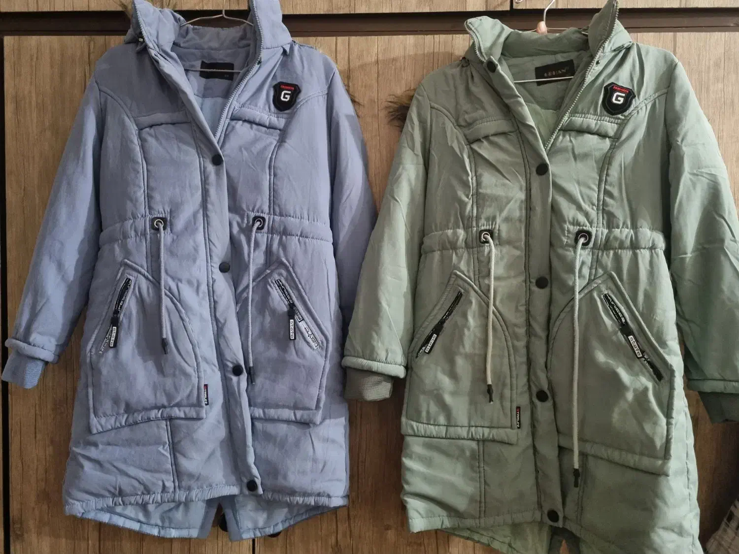 کاپشن|لباس|کهنوج, |دیوار