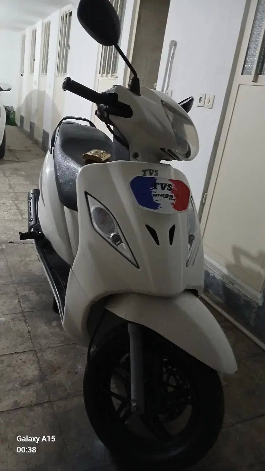 وگو بیرنگ در حد|موتورسیکلت|تهران, شادمان|دیوار