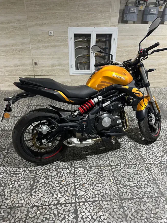 بنلی۳۰۰|موتورسیکلت|شیراز, فرهنگ شهر|دیوار